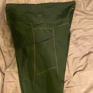 Cute forest green Zyia 32inch leggings